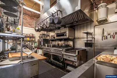 442 1st St W, Albany, OR 97321 - Photo 19