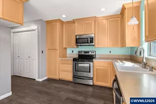 9802 Fox St, Aumsville, OR 97325 - Photo 13