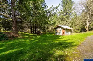 23939 Raze Rd, Elmira, OR 97437 - Photo 35