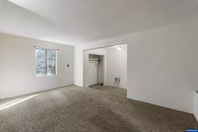 23939 Raze Rd, Elmira, OR 97437 - Photo 15