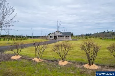 360 NW Earliblue Dr, Corvallis, OR 97330 - Photo 43