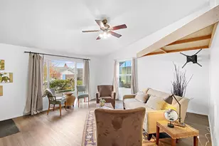 1078 S 7th St, Independence, OR 97351 - Photo 3