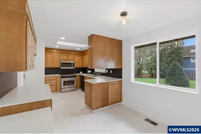 980 NW Conifer Bl, Corvallis, OR 97330 - Photo 11