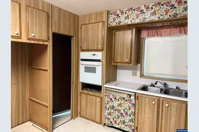 5355 River #15 Rd N, Keizer, OR 97303 - Photo 11