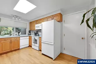 1223 Karen Way NW, Salem, OR 97304 - Photo 17