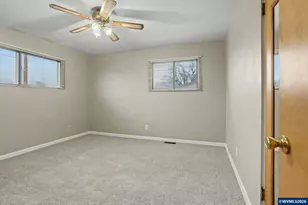 9694 Mill Creek Rd SE, Aumsville, OR 97325 - Photo 21