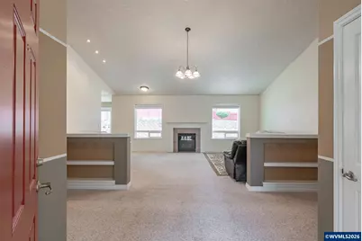 652 NW Jasper St, Dallas, OR 97338 - Photo 5
