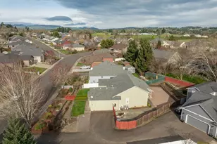 652 Northwest Jasper Street, Dallas, OR 97338 - Photo 37