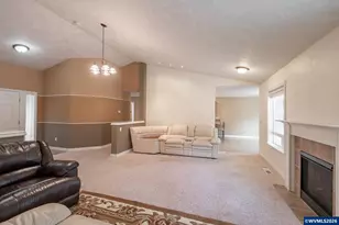 652 Northwest Jasper Street, Dallas, OR 97338 - Photo 9