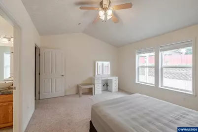 652 NW Jasper St, Dallas, OR 97338 - Photo 17
