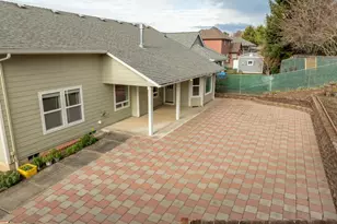 652 Northwest Jasper Street, Dallas, OR 97338 - Photo 31