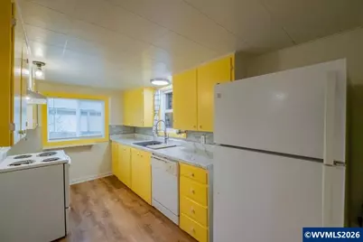 805-815 4th Av, Sweet Home, OR 97386 - Photo 7