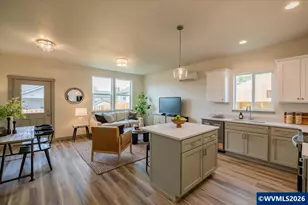 1531 SW 11th St, Dallas, OR 97338 - Photo 7