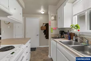 3426 Marion (1 2 3) St SE, Albany, OR 97322 - Photo 13