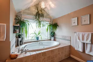 7873 Parker Ln SE, Turner, OR 97392 - Photo 19