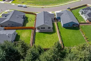 315 Cypress St, Mount Angel, OR 97362 - Photo 7