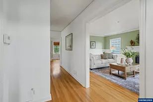 2415 Cottage St SE, Salem, OR 97302 - Photo 3