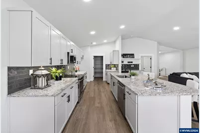 3144 S 13th St, Lebanon, OR 97355 - Photo 5