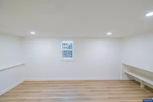 4641 SW Coast Ave, Lincoln City, OR 97367 - Photo 27