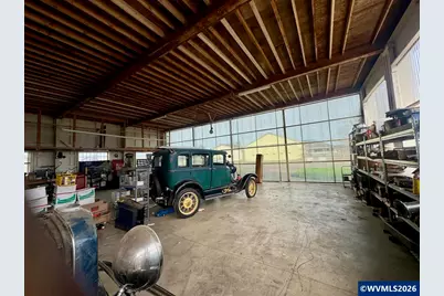 634 Cessna St, Independence, OR 97351 - Photo 9