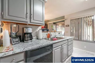 1962 Bunker Hill Rd S, Salem, OR 97306 - Photo 3