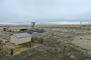 61687 Lawen Rd, Burns, OR 97720 - Photo 9