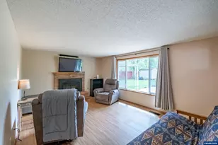 1100 38th Ave SE, Albany, OR 97322 - Photo 3