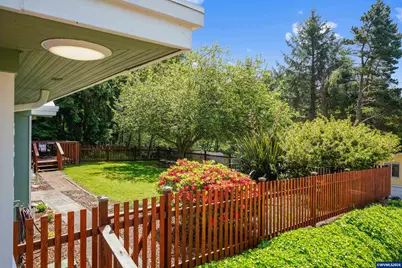 2341 NE 35th St, Lincoln City, OR 97367 - Photo 5
