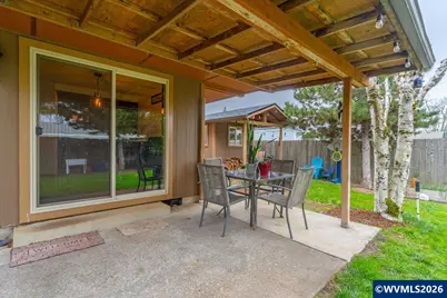 910 N 8th St, Aumsville, OR 97325 - Photo 31