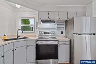 107 47th Ave NE, Salem, OR 97301 - Photo 7