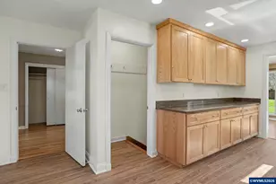 1980 17th St NE, Salem, OR 97301 - Photo 17