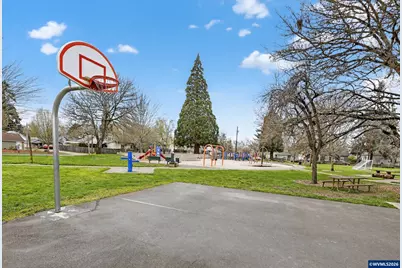 352 21st Av NE, Salem, OR 97301 - Photo 39