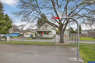 352 21st Av NE, Salem, OR 97301 - Photo 37
