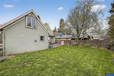 352 21st Av NE, Salem, OR 97301 - Photo 31