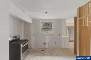 30935 Old Santiam Hwy, Lebanon, OR 97355 - Photo 9