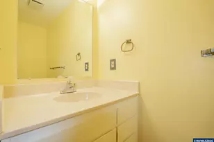 2661 S 12th St, Lebanon, OR 97355 - Photo 17