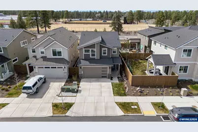 60903 SE Epic Pl, Bend, OR 97702 - Photo 33