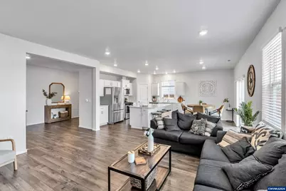 365 Himalaya St NE, Salem, OR 97301 - Photo 11