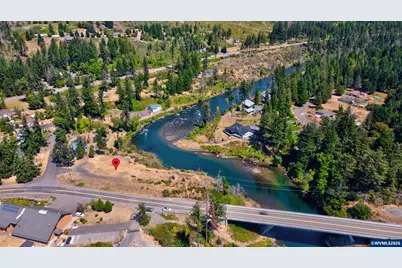 133 Riverview St, Gates, OR 97346 - Photo 23