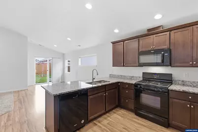 1621 SE Osoberry St, Dallas, OR 97338 - Photo 17