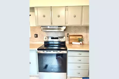 2400 SE Stratus Av #36, McMinnville, OR 97128 - Photo 5