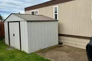 2400 SE Stratus Av, McMinnville, OR 97128 - Photo 25