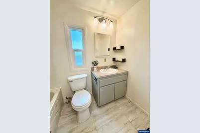 2400 SE Stratus Av #36, McMinnville, OR 97128 - Photo 21