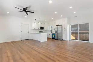 141 NE D St, Willamina, OR 97396 - Photo 5