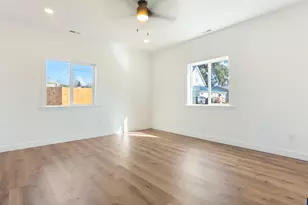 141 NE D St, Willamina, OR 97396 - Photo 17