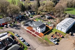 141 NE D St, Willamina, OR 97396 - Photo 43