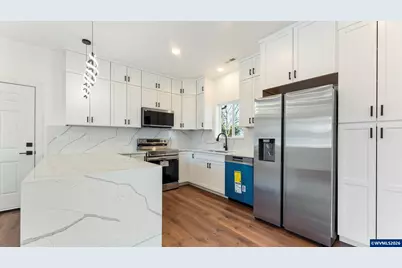 141 NE D St, Willamina, OR 97396 - Photo 13