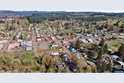141 NE D St, Willamina, OR 97396 - Photo 47