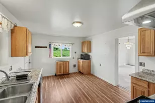 6605 Fruitland Rd NE, Salem, OR 97317 - Photo 11