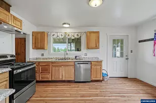 6605 Fruitland Rd NE, Salem, OR 97317 - Photo 9